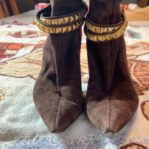 Vintage Iceberg Scrunchy Brown Suede Stiletto Boot gold stud wrap strap heel 8 - Picture 2 of 16